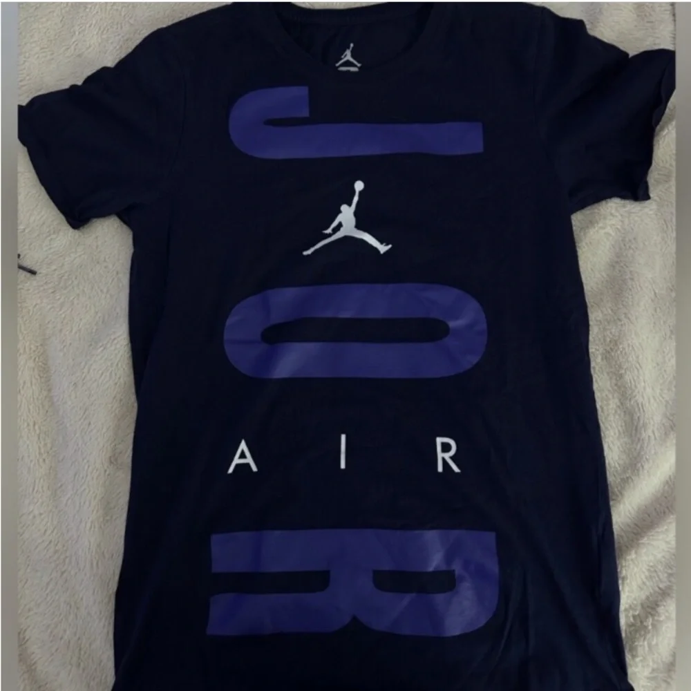 RARE air jordan jumpman logo shirt